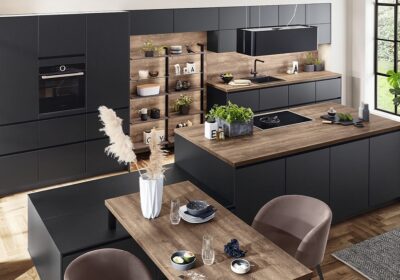 Showroom vs Online: Finding the Best Way to Plan Your Kitchen or Bathroom Renovation